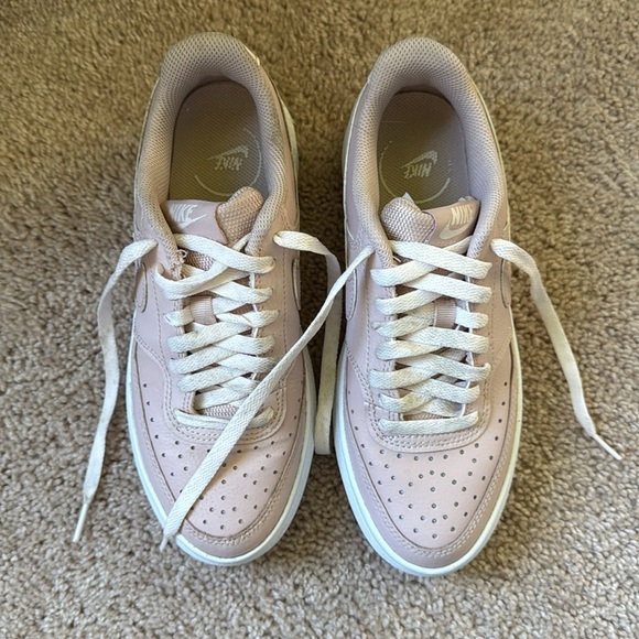 Like new!! Nike Court Vision Alta Women's Shoes in Pink Oxford - Picture 7 of 12